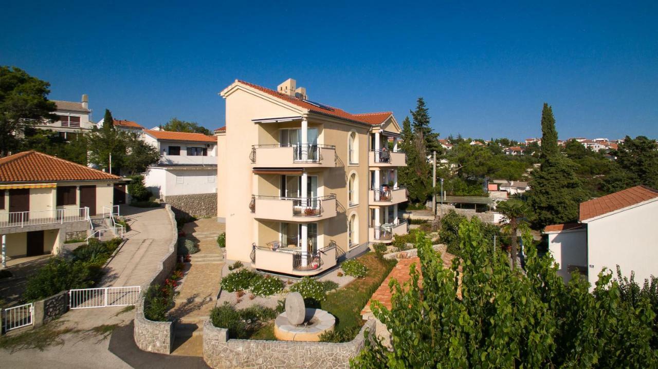 Franko & Ana Apartments Krk Town Esterno foto